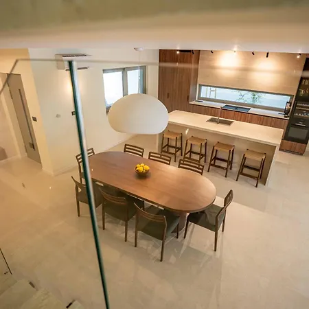 Вілла Mariva Sutivan, Modern 4br & Heated Pool Сутіван