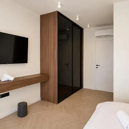 ヴィラ Mariva Sutivan, Modern 4br & Heated Pool
