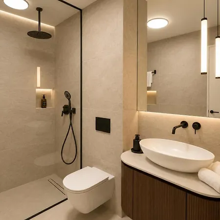 ヴィラ Mariva Sutivan, Modern 4br & Heated Pool スティヴァン